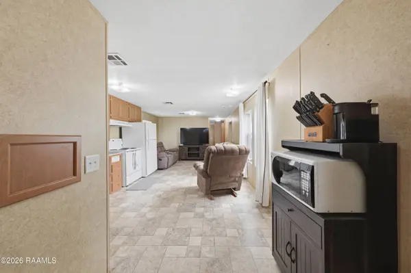 932 Hanks RD, Duson, LA 70529
