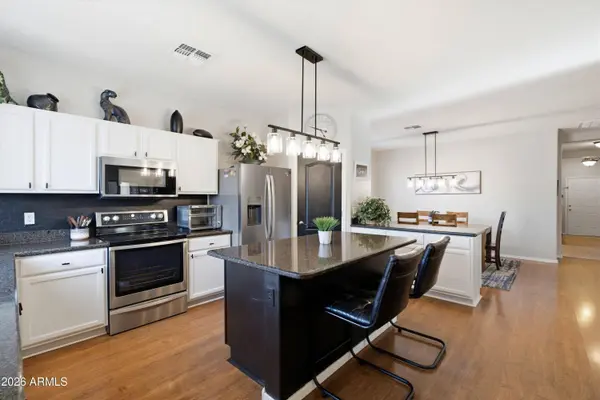 586 E CHELSEA Drive, San Tan Valley, AZ 85140