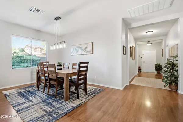 586 E CHELSEA Drive, San Tan Valley, AZ 85140