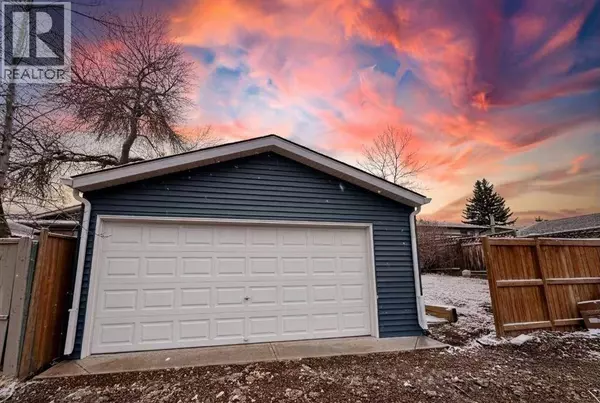 15104 1 Street SE, Calgary, AB T2X1A1