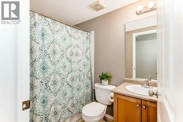 2117, 2518 Fish Creek Boulevard SW, Calgary, AB T2Y4T6