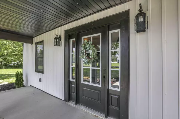 10123 Loop Road, Millersport, OH 43046