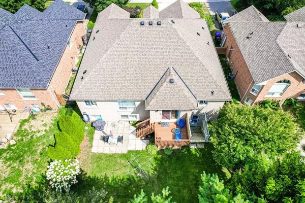 27 Green Pine CRES, Wasaga Beach, ON L9Z 1P4