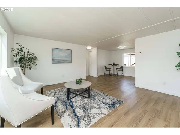 3700 X ST #106, Vancouver, WA 98663