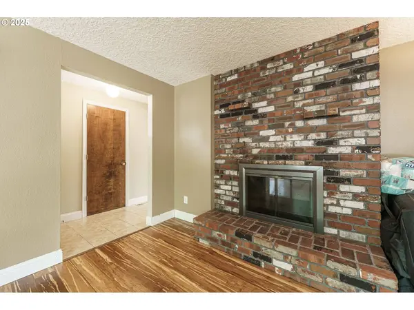 709 NW 6TH AVE, Battle Ground, WA 98604