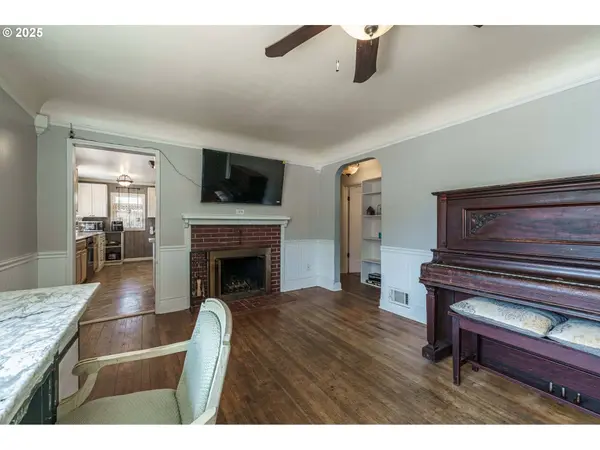 2100 KAUFFMAN AVE, Vancouver, WA 98660