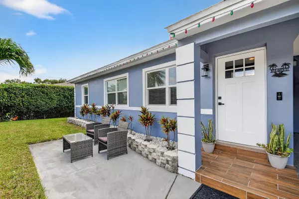 814 44th ST, West Palm Beach, FL 33407