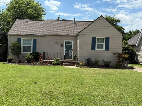 1236 S Quebec AVE, Tulsa, OK 74112
