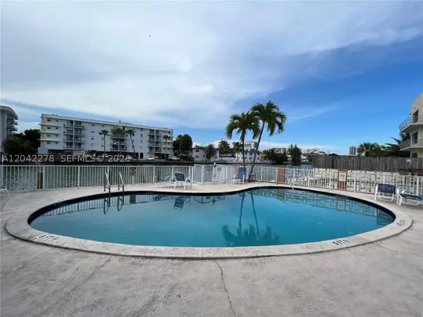 1185 Marseille Dr #309, Miami Beach, FL 33141
