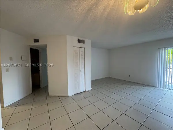 888 NE 132nd St #205, North Miami, FL 33161