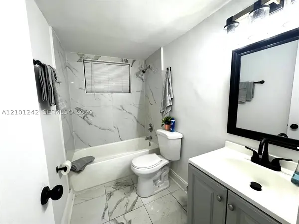 1525 NE 135th St #04, North Miami, FL 33161