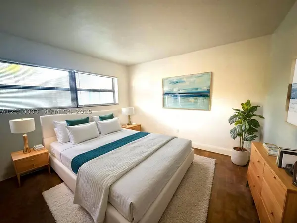 1525 NE 135th St #14, North Miami, FL 33161