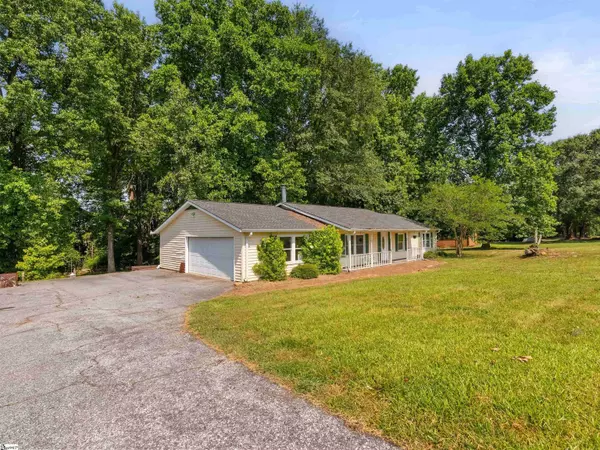 113 Commodore Drive, Duncan, SC 29334