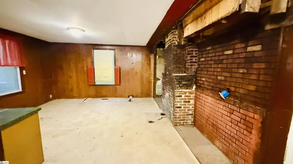 1405 5th Avenue, Greenville, SC 29611