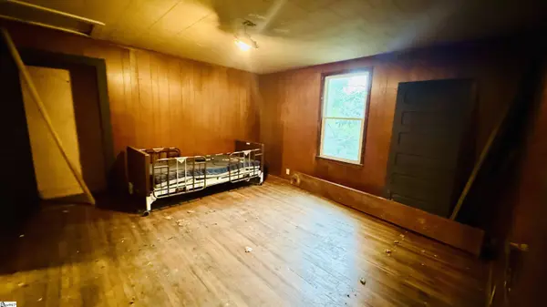 1405 5th Avenue, Greenville, SC 29611