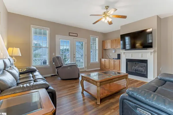 203 Summergrass Drive, Greenville, SC 29617