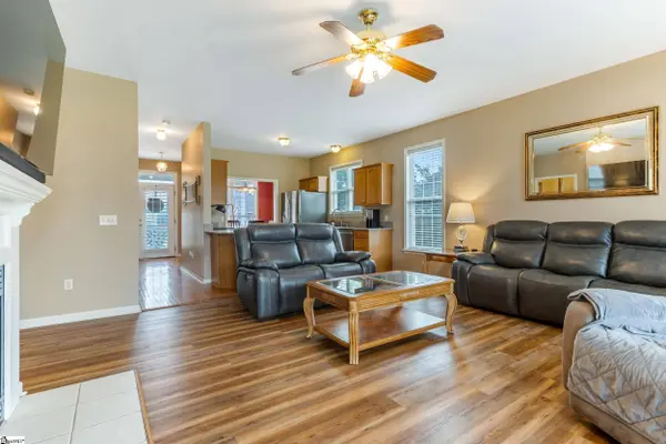 203 Summergrass Drive, Greenville, SC 29617