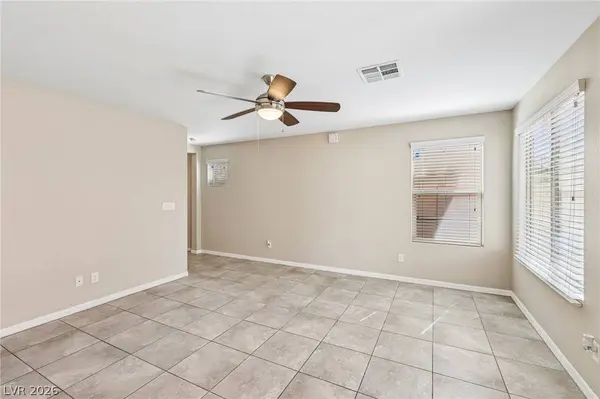 6439 Broadcloth CT, Las Vegas, NV 89122