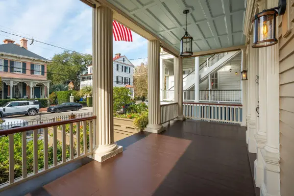 66 Rutledge Ave, Charleston, SC 29401