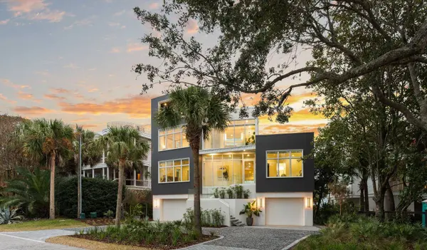 304 Carolina Blvd, Isle Of Palms, SC 29451