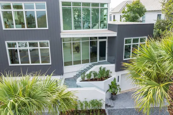 304 Carolina Blvd, Isle Of Palms, SC 29451