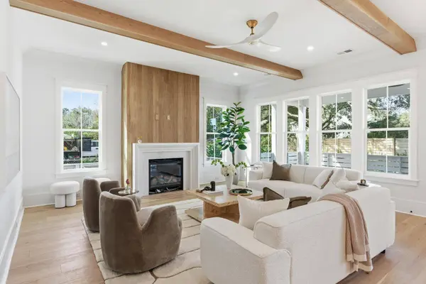 832 Mccants Dr, Mount Pleasant, SC 29464