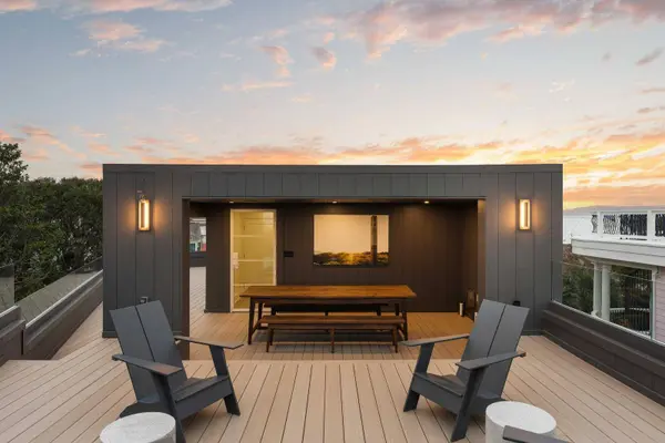 304 Carolina Blvd, Isle Of Palms, SC 29451