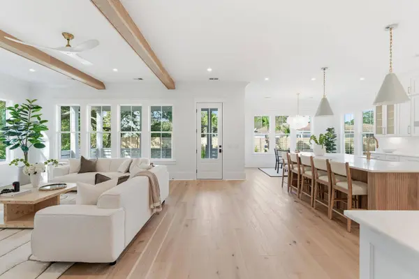 832 Mccants Dr, Mount Pleasant, SC 29464