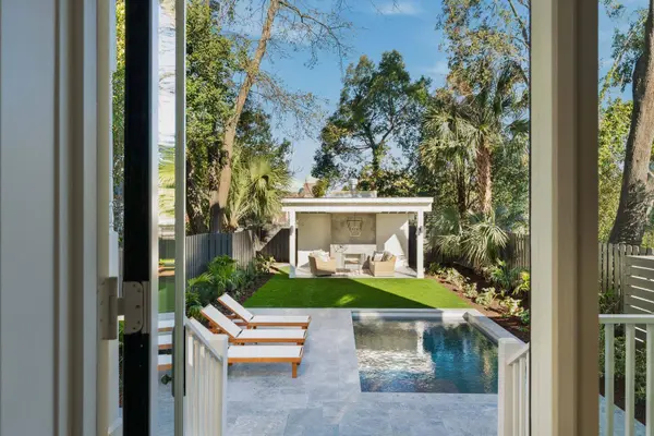 318 Sumter St, Charleston, SC 29403