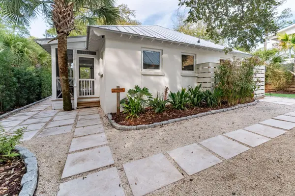 1 Red Sunset Ln, Folly Beach, SC 29439