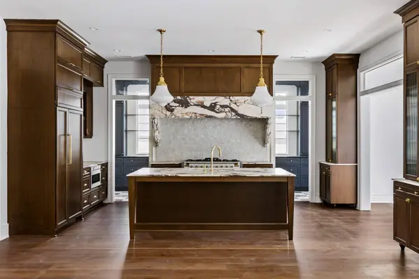 747 Hill St, Mount Pleasant, SC 29464