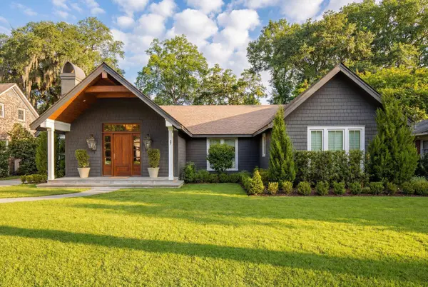 1020 S Shem Dr, Mount Pleasant, SC 29464