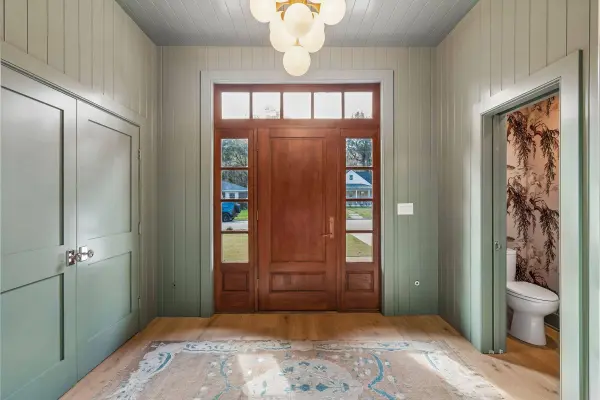 1020 S Shem Dr, Mount Pleasant, SC 29464