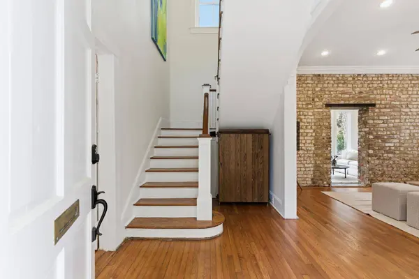 87 1/2 1/4 Warren St, Charleston, SC 29403