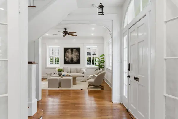 87 1/2 1/4 Warren St, Charleston, SC 29403