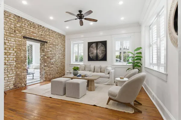 87 1/2 1/4 Warren St, Charleston, SC 29403