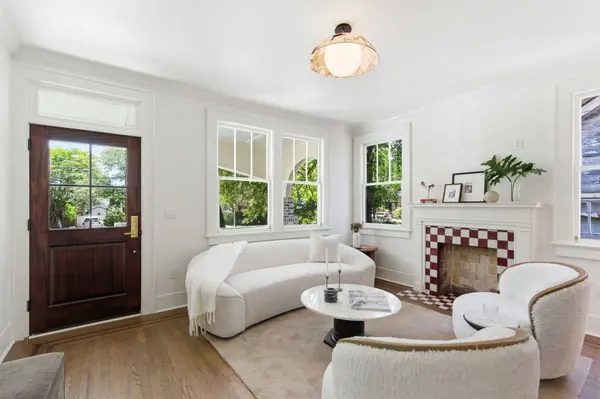 894 Rutledge Ave, Charleston, SC 29403