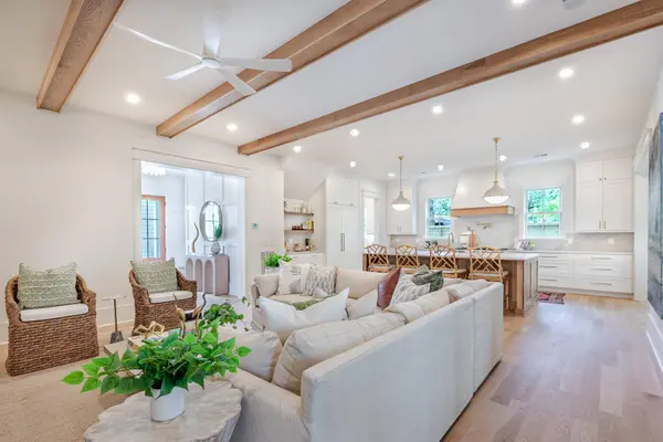 1450 Barbara St, Mount Pleasant, SC 29464