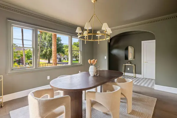 182 Gordon St, Charleston, SC 29403