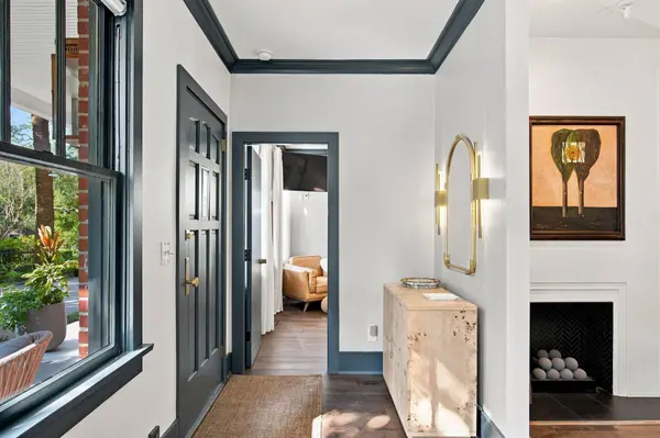 58 Laurens St, Charleston, SC 29401