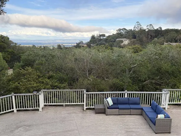 1407 Carlton RD, Hillsborough, CA 94010