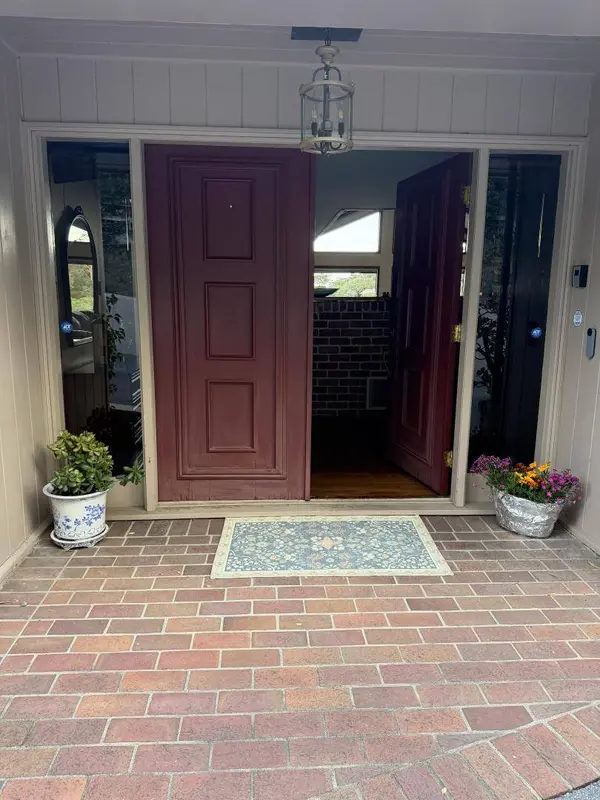1407 Carlton RD, Hillsborough, CA 94010