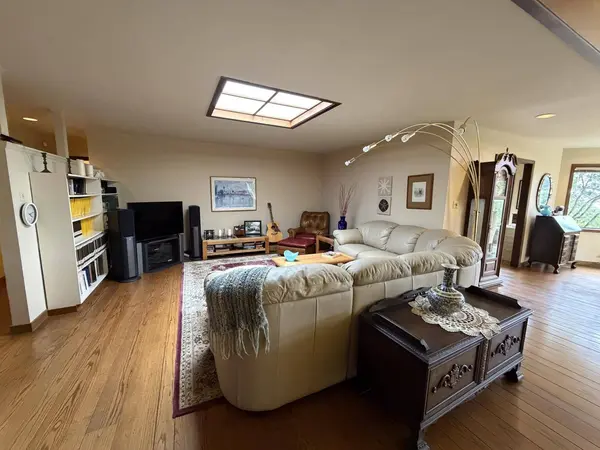 1407 Carlton RD, Hillsborough, CA 94010