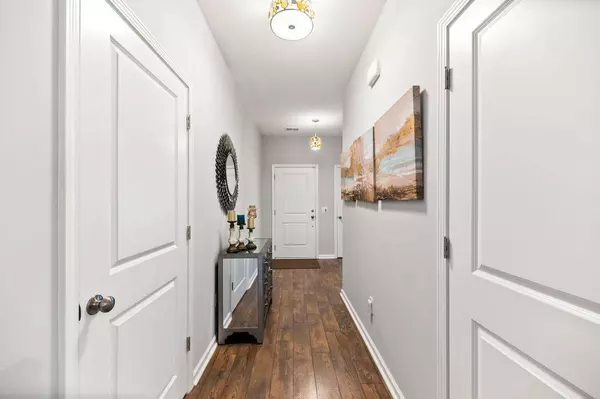 617 Zinnia Dr, Goose Creek, SC 29445