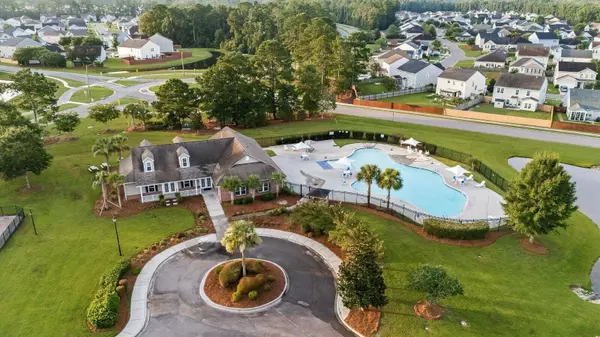 617 Zinnia Dr, Goose Creek, SC 29445