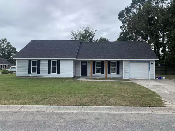 2916 Salamander Creek Ln, North Charleston, SC 29406