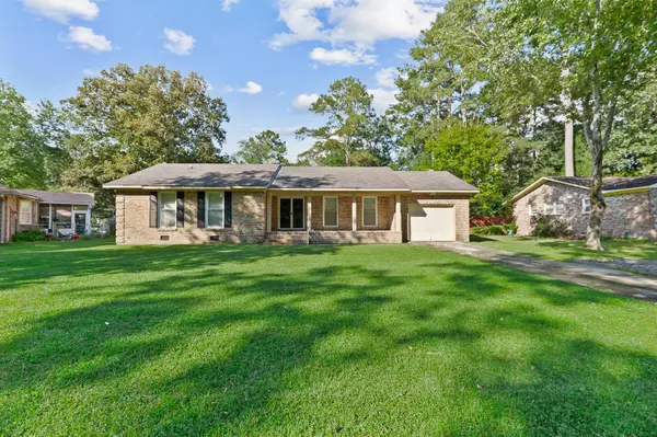 203 Heber Rd, Summerville, SC 29485