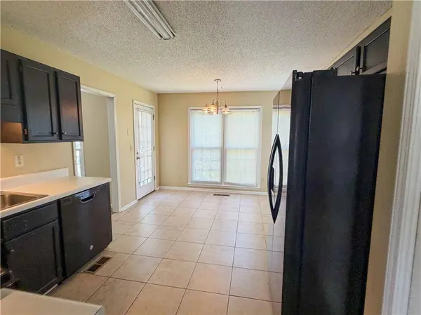 2995 Chesilhurst CT, Powder Springs, GA 30127