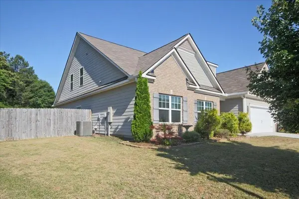 62 Flower Petal WAY, Dacula, GA 30019