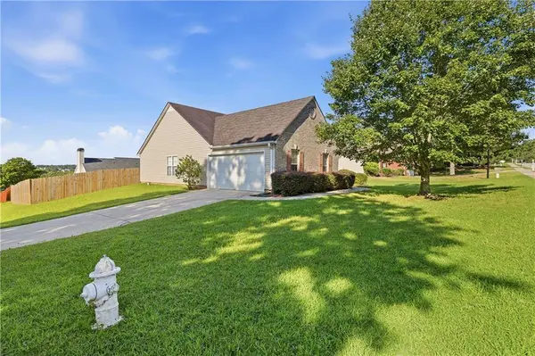 2230 Blue Ridge LN, Conyers, GA 30012